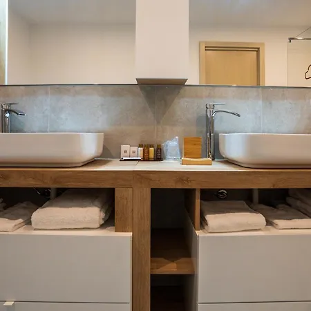 Отель Bula Боллате