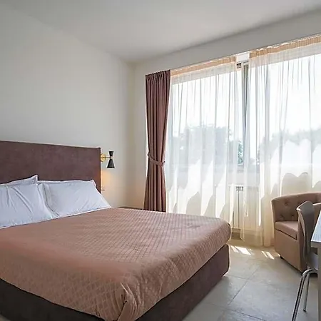 Bula Hotell Bollate