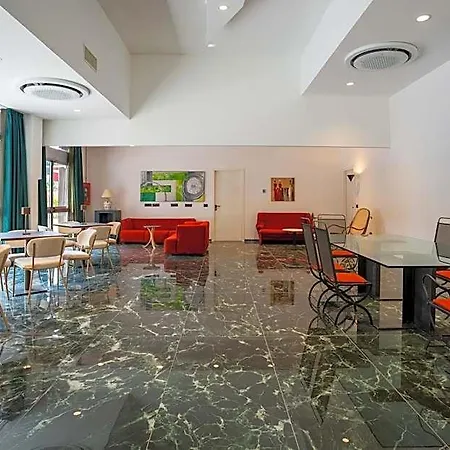 Bula Hotell